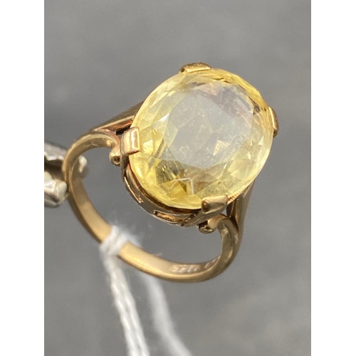 319 - A citrine dress ring 9ct size O   5.2 gms