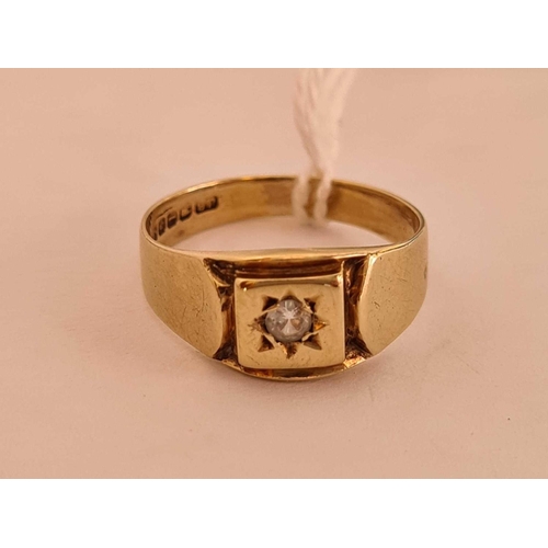 403 - A vintage 9ct white stone signet ring size M2.3g