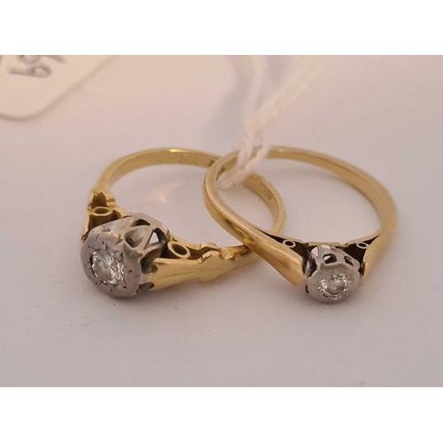 69 - Two 18ct gold diamond solitaire rings 5.2g