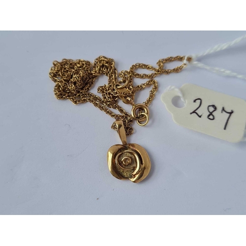 287 - A pendant in the form of a rose on chain 9ct    2.9 gms