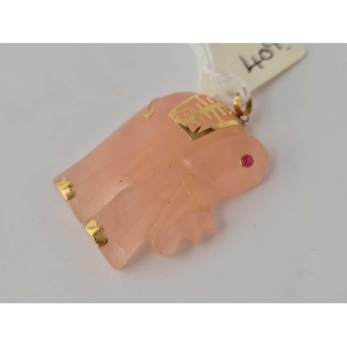 409 - Rose quartz elephant pendant with 14ct gold mounts