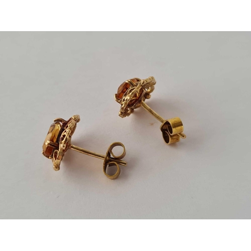 410 - Pair citrine 9ct ear studs