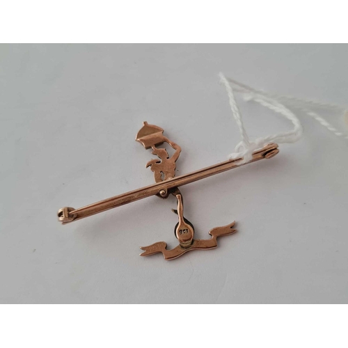 416 - A military  brooch 9ct 3.7 gms