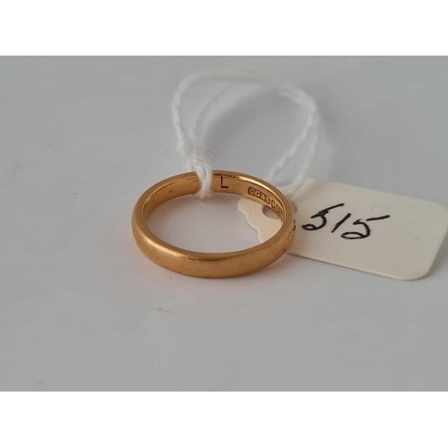 515 - A 22ct gold wedding band Sheffield 1952  size J      3.5 gms