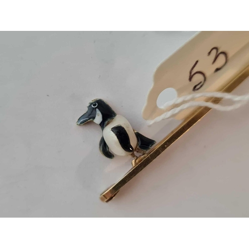 53 - A Edwardian gold enamel and MOP set penguin brooch