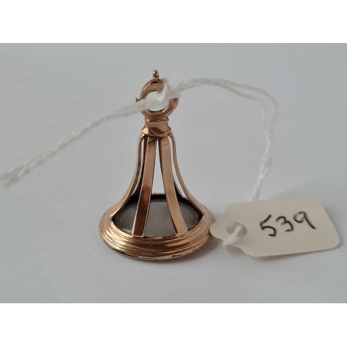 539 - A Victorian gold seal set with a chalcedony engraved with a monogram and flowers