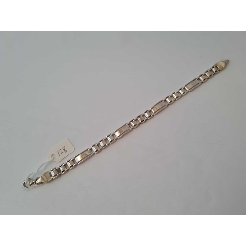 128 - A silver bracelet    24 gms