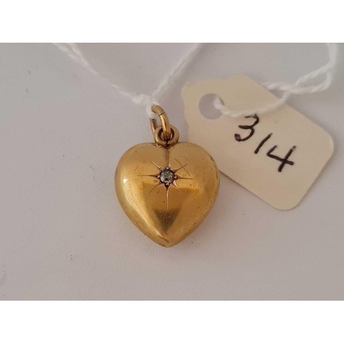 314 - ANTIQUE EDWARDIAN 15CT HEART PENDANT, SET WITH A DIAMOND, HALLMARKED CHESTER 1901