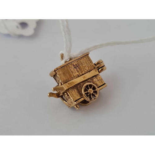 113 - A unusual barrel organ charm with monkey 9ct   3.7 gms