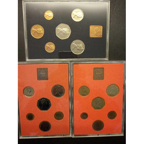 1319 - 1973 and 1976 Proof sets