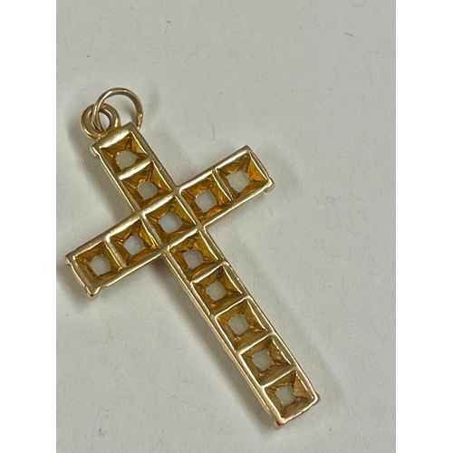 154 - A attractive pearl cross pendant in high carat gold