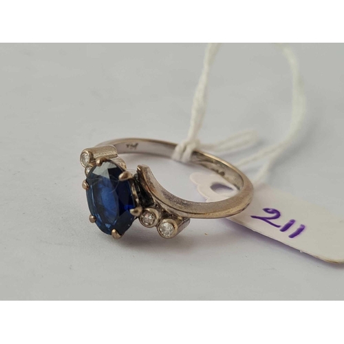 211 - A SAPPHIRE AND DIAMOND RING 14CT GOLD SIZE Q    4.6 GMS