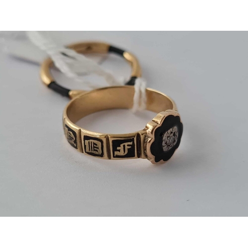 256 - A VICTORIAN GOLD AND BLACK ENAMEL MEMORIAL RING WITH DIAMOND AND ANOTHER GOLD MEMORIAL RING SIZES J ... 