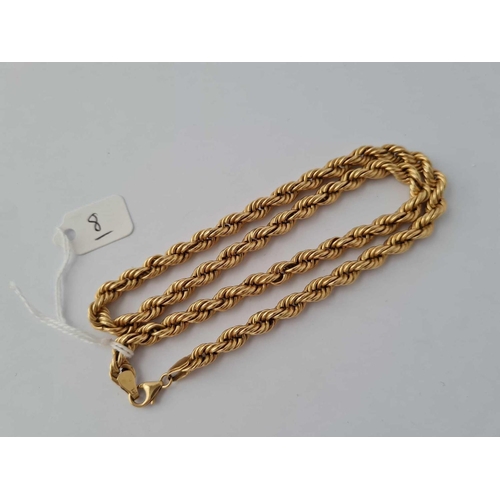 8 - A STYLISH ROPE TWIST 18CT GOLD NECK CHAIN 18� LONG 25.3g