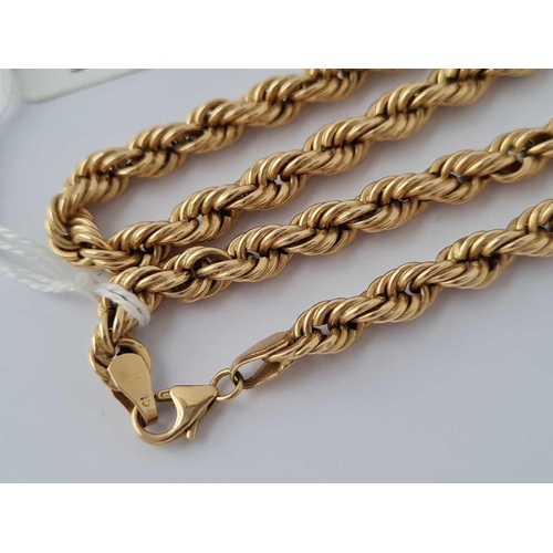 8 - A STYLISH ROPE TWIST 18CT GOLD NECK CHAIN 18� LONG 25.3g