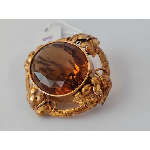 89 - A VICTORIAN CITRINE BROOCH 15 CT GOLD   22.4 GMS IN FITTED BOX