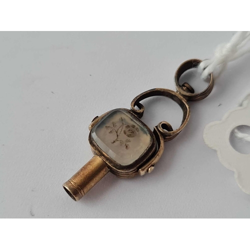 59 - A Georgian gold swivel watch key set agate rose and cross and anchor twin intaglios