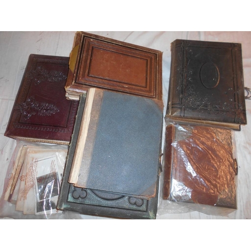 1020 - VICTORIAN CABINET PHOTO ALBUMS 7 late Victorian cabinet photo albums (2 without photos)
plus a colle... 