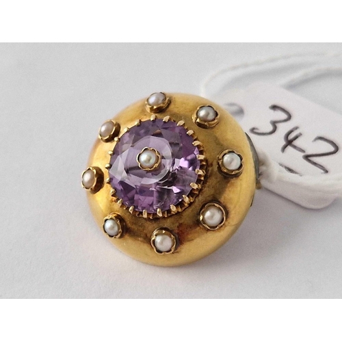 342 - A amethyst and pearl set brooch 15ct gold 5.1 gms