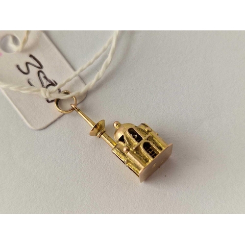 350 - A unusual charm of a MOSQUE 14ct gold 2.1 gms