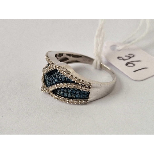 361 - A silver blue and white diamond ring size S