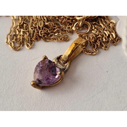 391 - A amethyst pendant on fine chain 9ct 18 inch