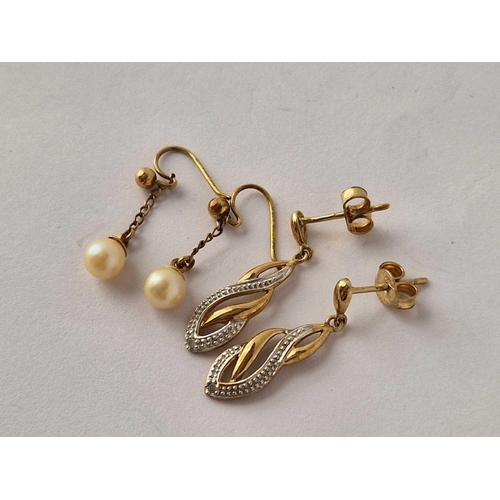 394 - Two pairs of earrings one pearl and one drop 9ct