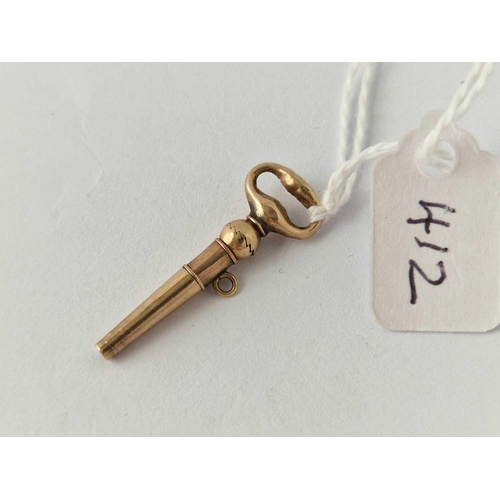 412 - Antique gold ratchet watch key