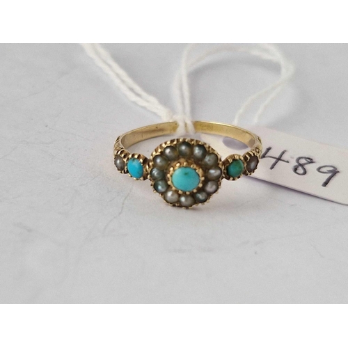 489 - A Victorian gold ring with pearl and turquoise, size O