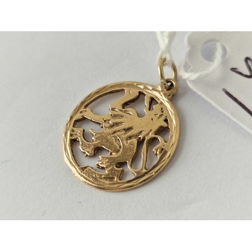 505 - A medallion with Leo birth sign 9ct 1.8 gms