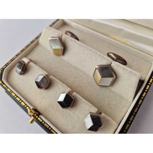 511 - Silver geometric 4 stud & cufflink set, set  with mother of pearl original box