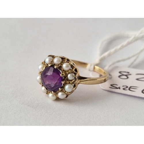 82 - A amethyst and pearl cluster ring 9ct size O 2.7 gms