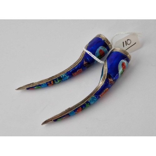 110 - A Pair Of Chinese Silver And Enamel Ladies Fingers