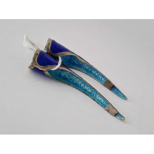 110 - A Pair Of Chinese Silver And Enamel Ladies Fingers