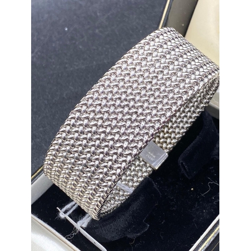 131 - A Jean Bennett Boxed Silver Mesh Bracelet 7.5 Inch 85 Gms