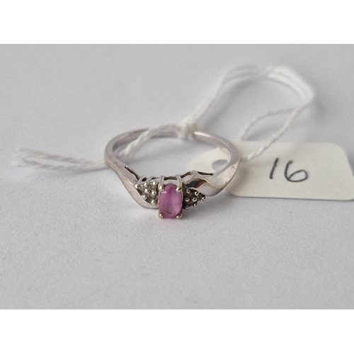 16 - A White Gold Pink Sapphire And Diamond Ring 10Ct Gold Size O 1.8 Gms