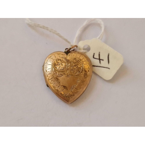 41 - A Attractive Decorative Heart Shaped Back And Front Locket 9Ct