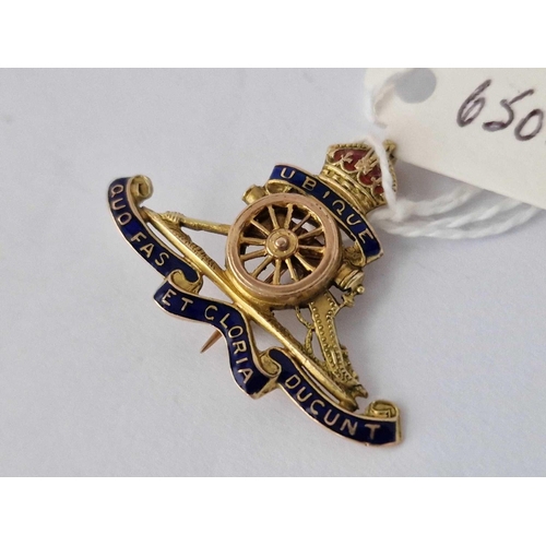 650 - A Military Brooch 9Ct 5 Gms