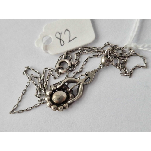 82 - A Antique Silver And Paste Floral Pendant Necklace