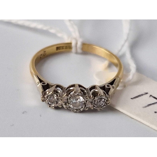 17 - A Three Stone Diamond Ring 18Ct Gold Size P 2.6 Gms