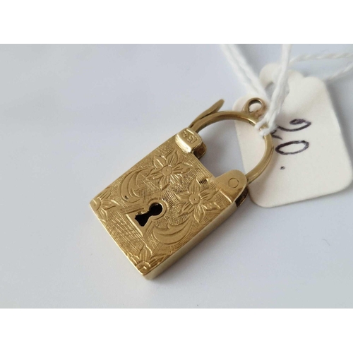 20 - A Unusual Victorian Padlock Clasp 15Ct Gold 5.5 Gms