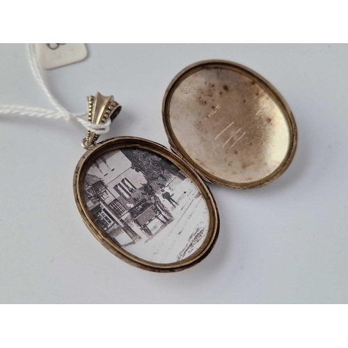 43 - A Art Nouveau Silver Locket