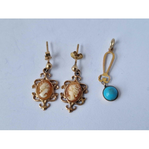 68 - Two Pairs Of 9Ct Earrings And A 9Ct Turquoise Pendant 3.8G