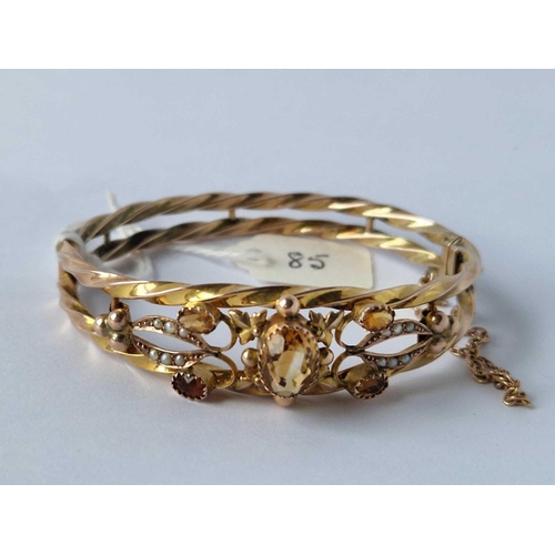 85 - A Hinged Bangle With Citrines And Pearls 9Ct 10.3 Gms