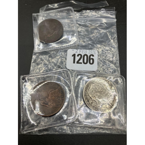 1206 - 1919 Half Crown 1889 And 1901 Pennies