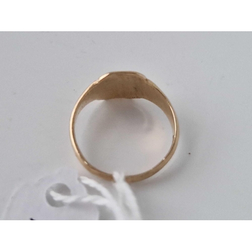 135 - A Signet Ring 9Ct Size M 2.4 Gms