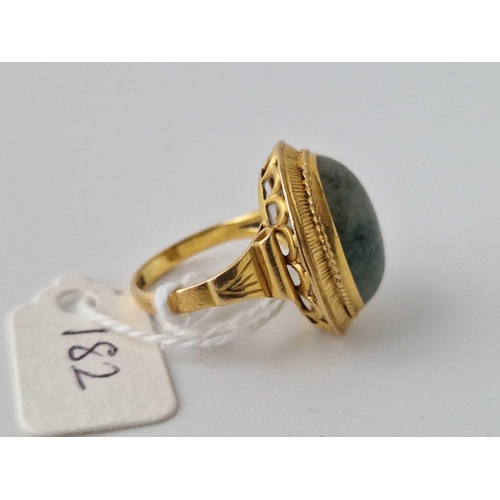 182 - A Moss Agate Set Ring 18Ct Gold Size Q 8 Gms