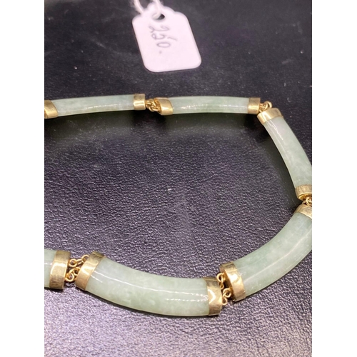 250 - A Chinese Gold And Jade Panel Necklace 9Ct 16 Inch