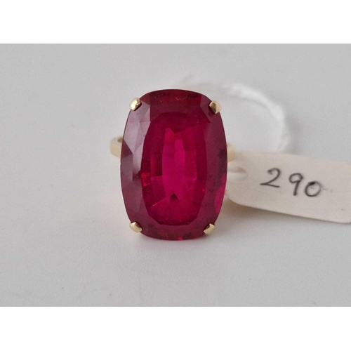 290 - A Large Red Stone Dress Ring 9Ct Size P