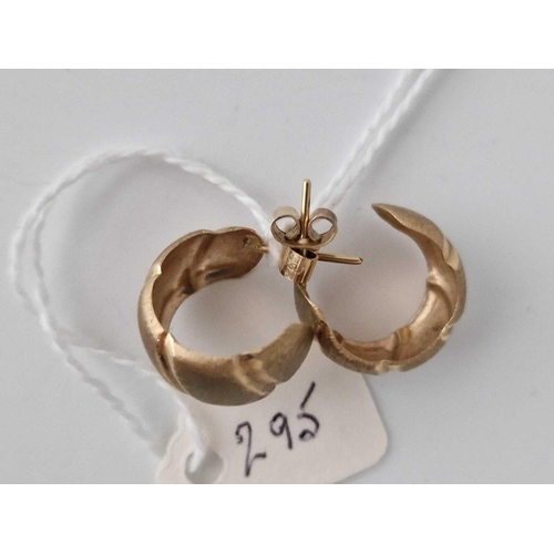 295 - A Pair Of Wide Hoop Earrings 9Ct 2.7 Gms